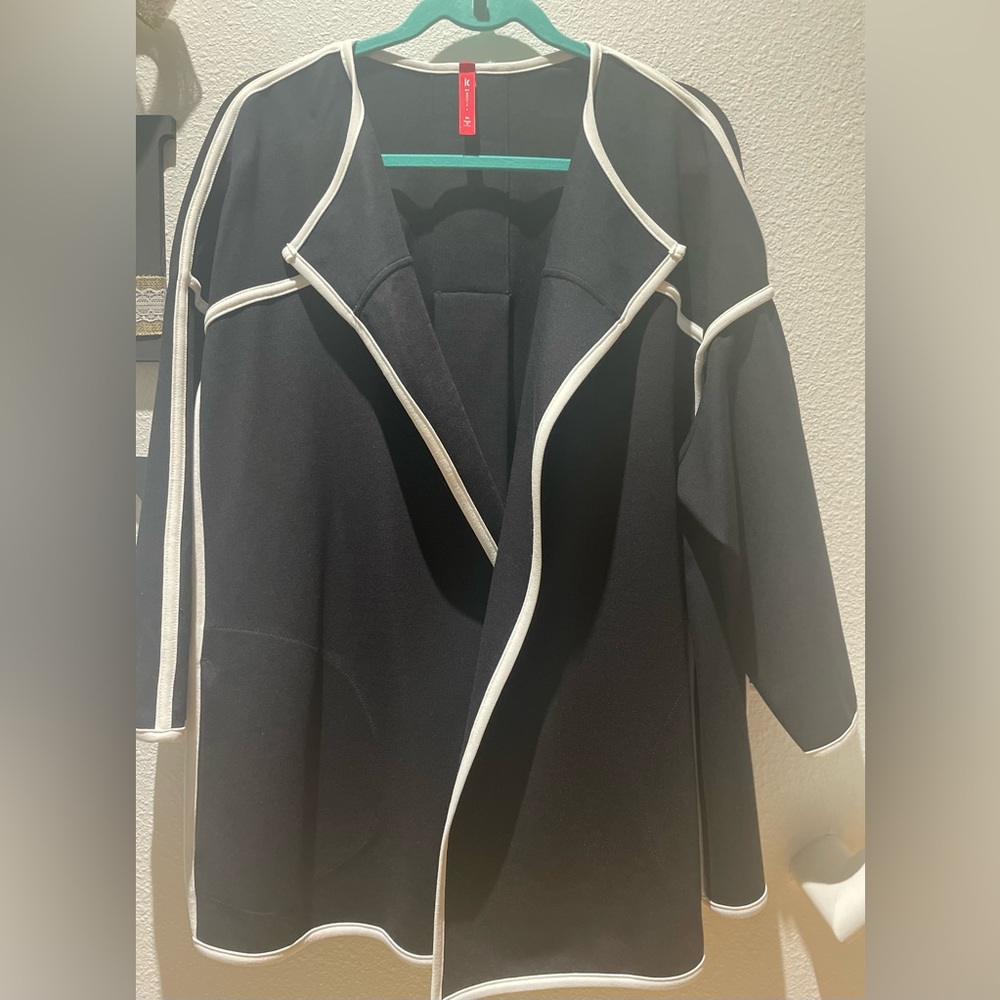 IC by Connie K Black/White 3/4 Sleeve Jacket, Size XL, with White Trim ic 3410J